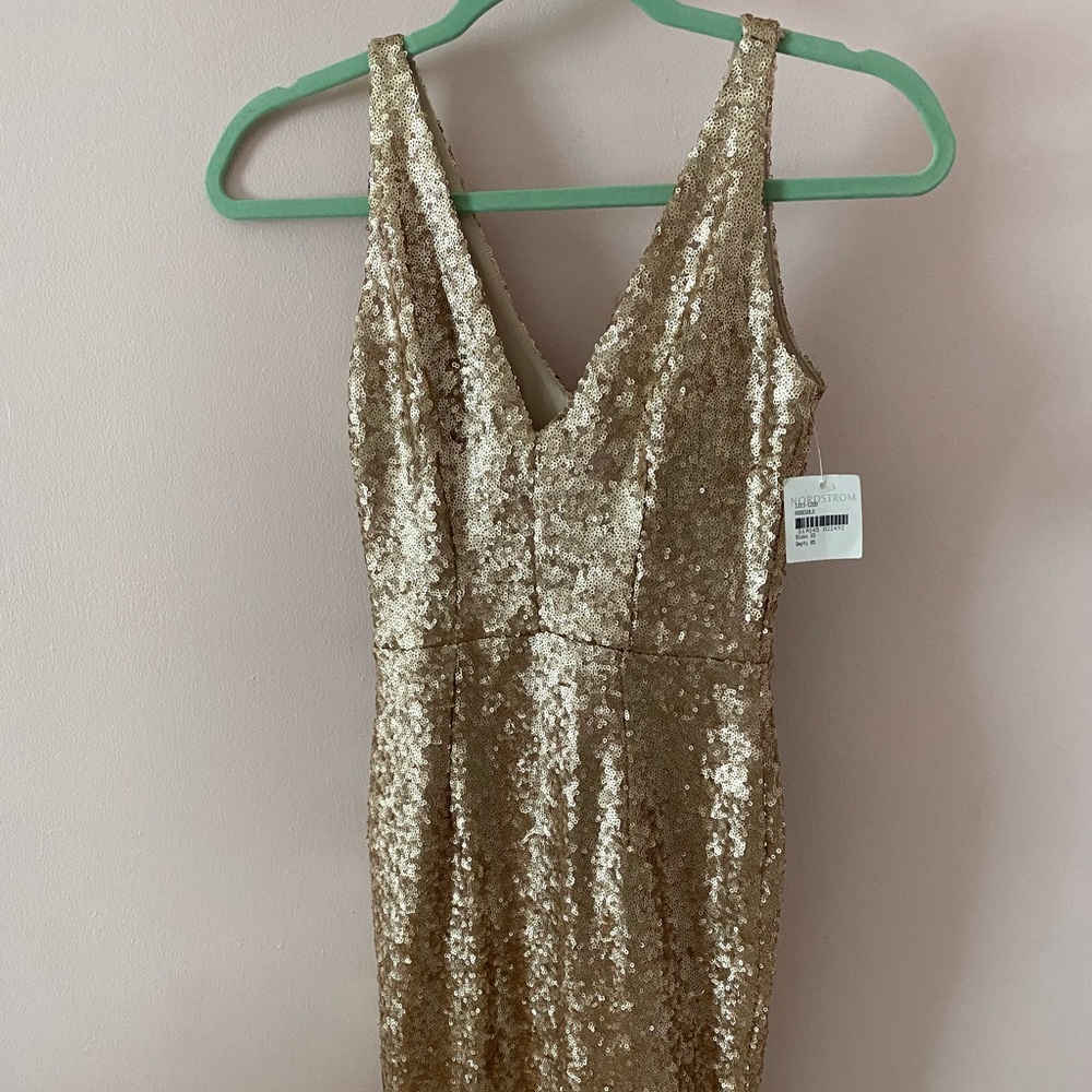 Dress the population NWT gold sequin mermaid gown